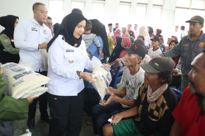 
					Pemerintah Kota Bandar Lampung Salurkan Bantuan Sosial Beras untuk 44.611 Kepala Keluarga