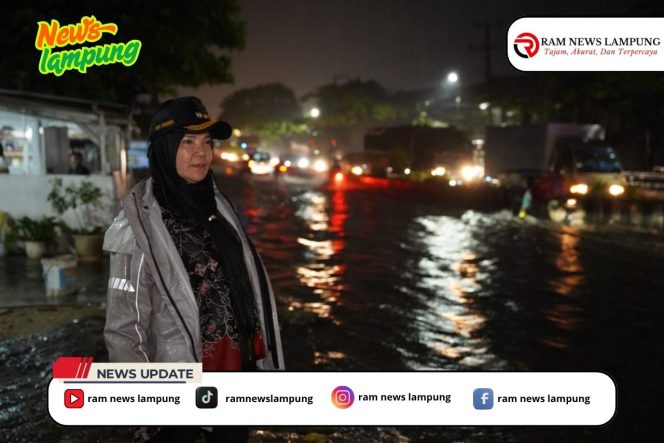 
					Genangan Air di Jalan Yos Sudarso, Pemkot Minta Balai Ambil Peran
