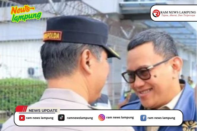 
					Wakapolda Lampung Hadiri Penyambutan Menteri Perlindungan Pekerja Migran Indonesia di Bandara Raden Inten II