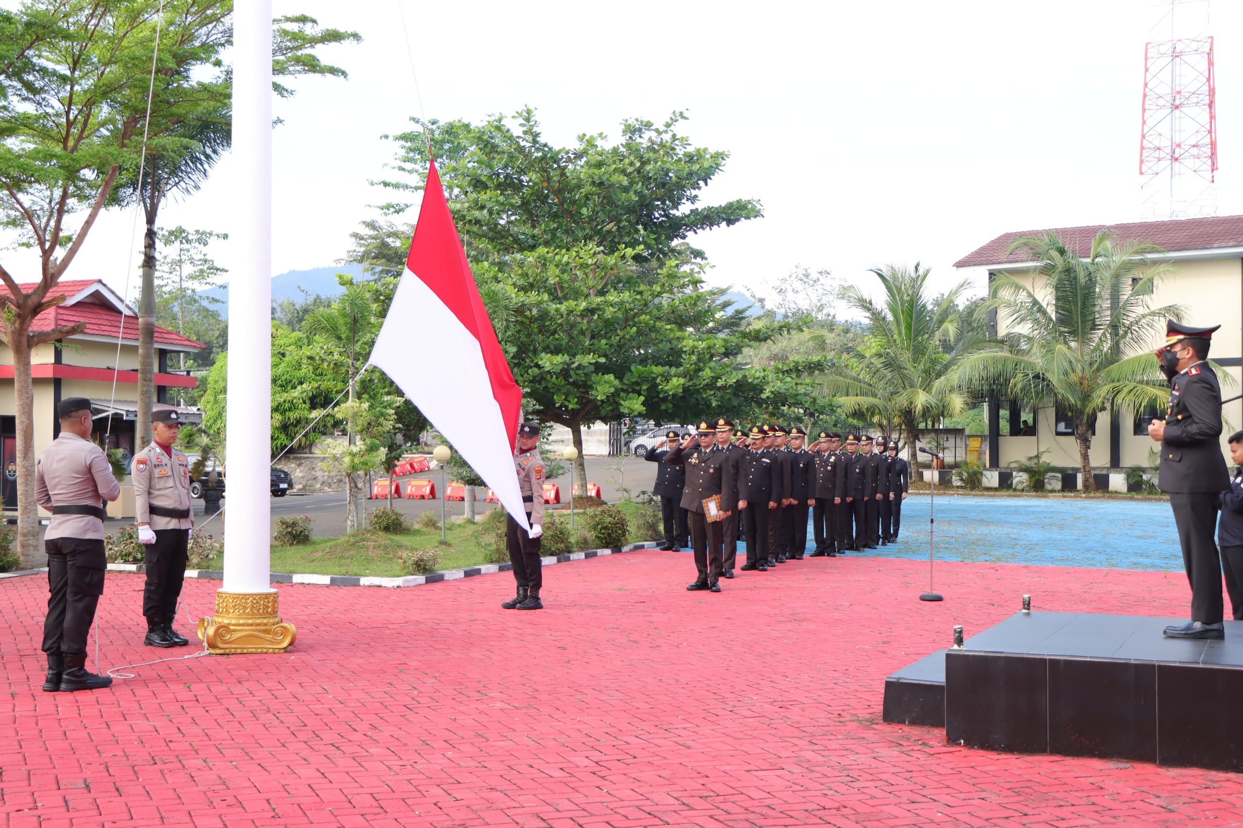 Kapolres Pesawaran Pimpin Upacara Hari Lahir Pancasila: Tegaskan Komitmen Polri Menjaga Nilai-Nilai Kebangsaan